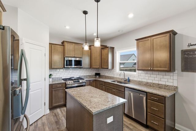 146 Dove Run Circle, Georgetown, KY 40324