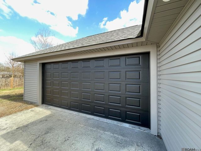 17011 River Birch Ave, Greenwell Springs, LA 70739