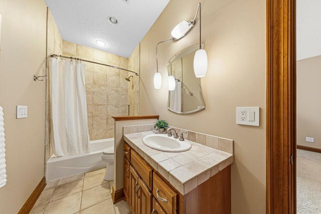 16027 Northwood Road NW, Prior Lake, MN 55372