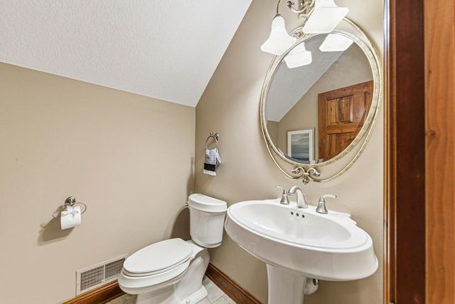 16027 Northwood Road NW, Prior Lake, MN 55372