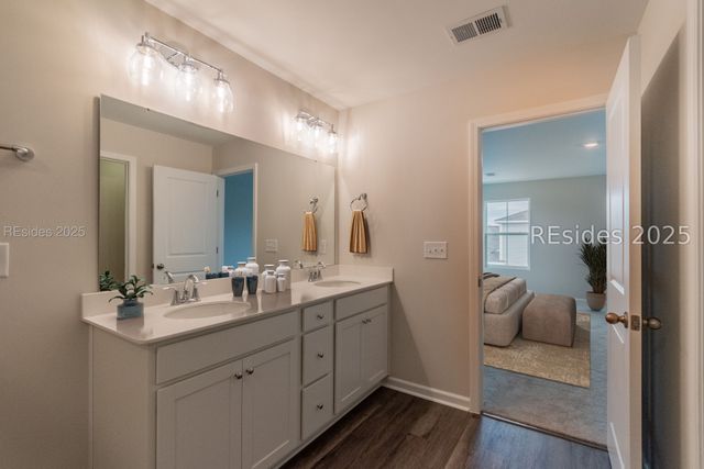 330 Dreher Dr, Hardeeville, SC 29927