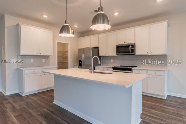 330 Dreher Dr, Hardeeville, SC 29927