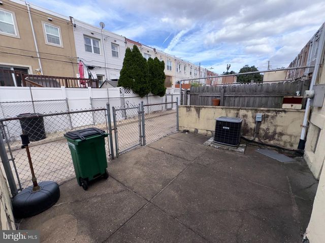 721 JOHNSTON ST, Philadelphia, PA 19148