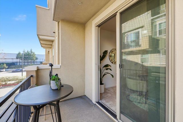 1989 Trento Loop, Milpitas, CA 95035