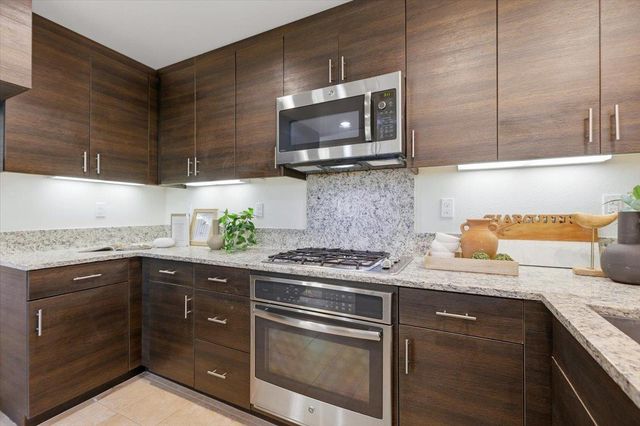 1989 Trento Loop, Milpitas, CA 95035