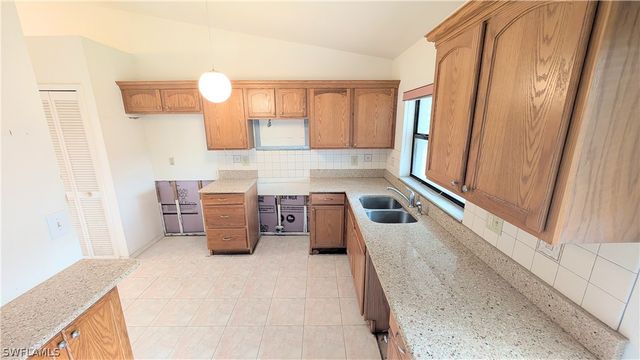 15825 Key Grass LN, Fort Myers, FL 33905