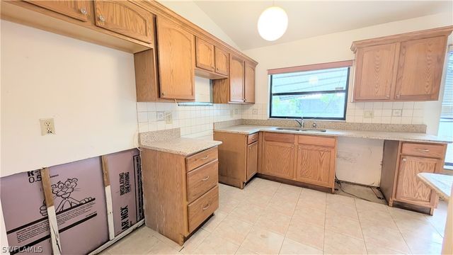 15825 Key Grass LN, Fort Myers, FL 33905