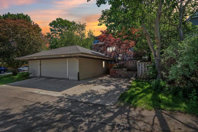 3324 Glacier Ridge Road, Middleton, WI 53562