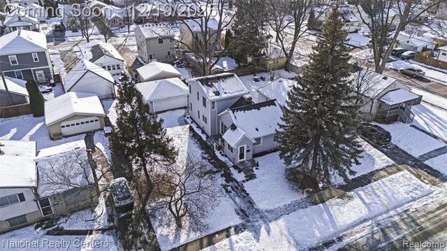 341 Tecumseh Street, Clawson, MI 48017