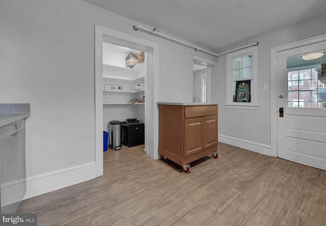 33 SIXTH AVE, Collegeville, PA 19426