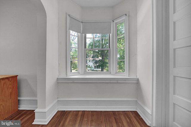 33 SIXTH AVE, Collegeville, PA 19426