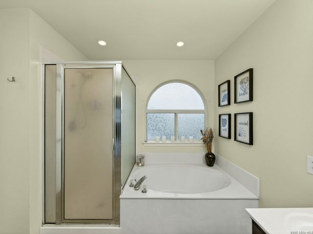 5311 Stormy Breeze, San Antonio, TX 78247