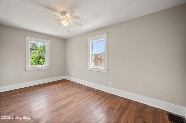 210 S 39th St, Louisville, KY 40212