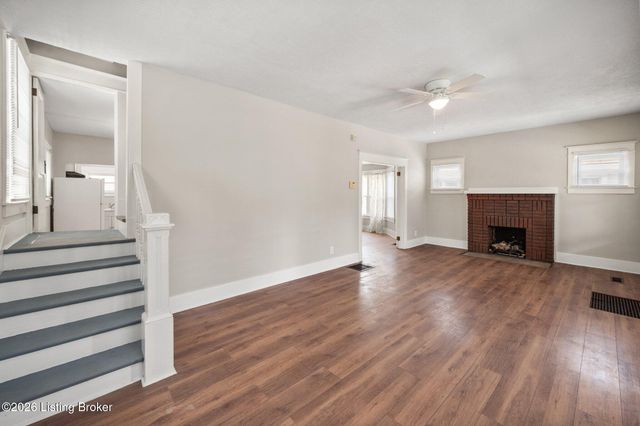 210 S 39th St, Louisville, KY 40212