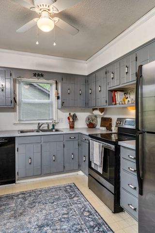 4324 Baton Rouge Dr, Hermitage, TN 37076