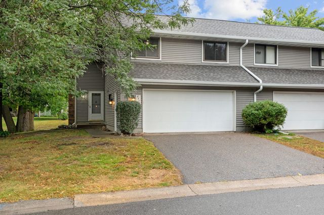 4135 Shirlee Lane S, Shoreview, MN 55126