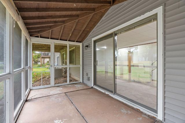 4135 Shirlee Lane S, Shoreview, MN 55126