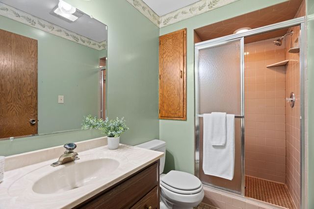 4135 Shirlee Lane S, Shoreview, MN 55126