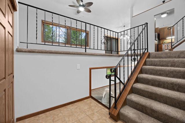 4135 Shirlee Lane S, Shoreview, MN 55126