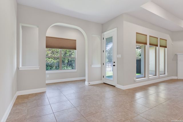 615 Geddington, Shavano Park, TX 78249