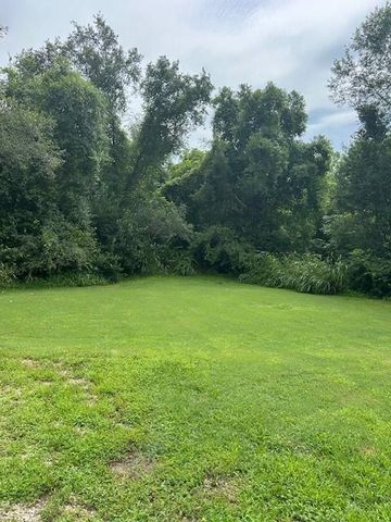 901-903 S Main Street, Lansing, KS 66043