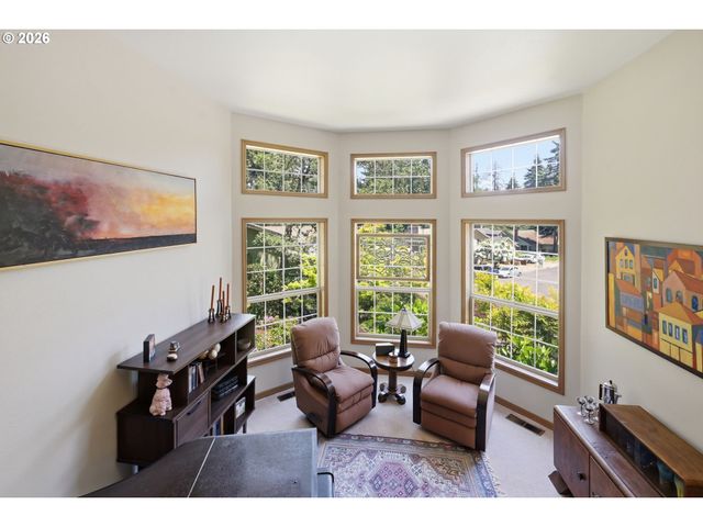 1894 W 27TH Pl, Eugene, OR 97405