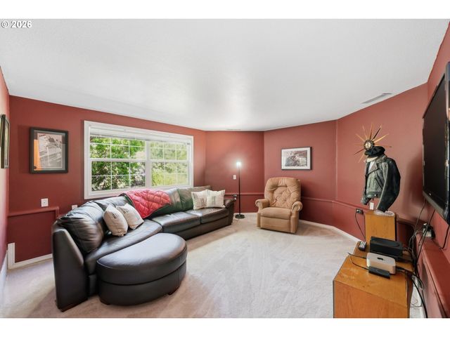 1894 W 27TH Pl, Eugene, OR 97405