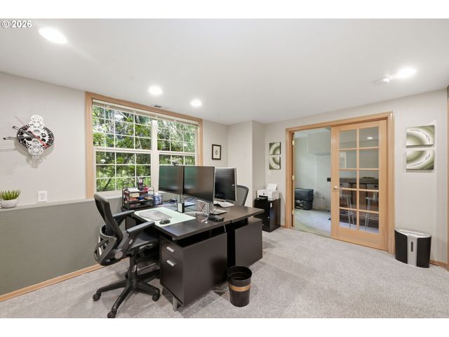 1894 W 27TH Pl, Eugene, OR 97405