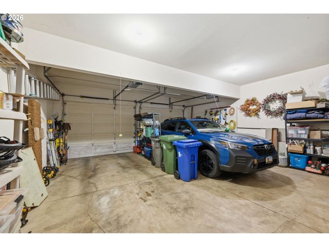 1894 W 27TH Pl, Eugene, OR 97405
