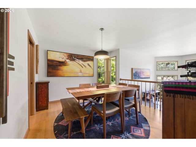 1894 W 27TH Pl, Eugene, OR 97405