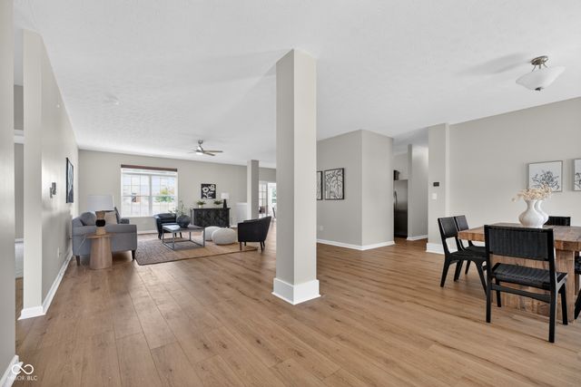8662 Claverdon Lane, Avon, IN 46123