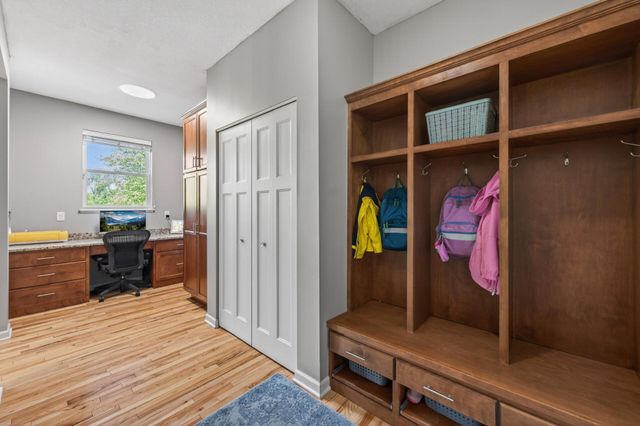 998 Inspiration Parkway N, Bayport, MN 55003