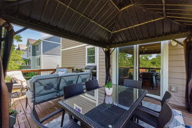 998 Inspiration Parkway N, Bayport, MN 55003