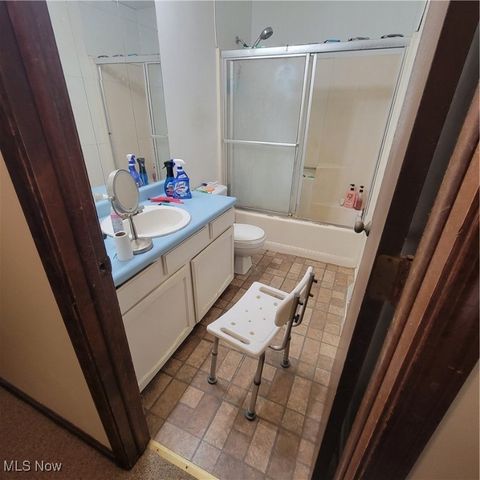 3648 Mulberry Street NW, Uniontown, OH 44685