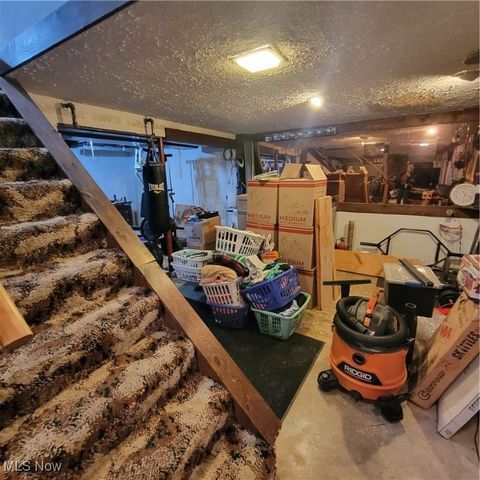 3648 Mulberry Street NW, Uniontown, OH 44685