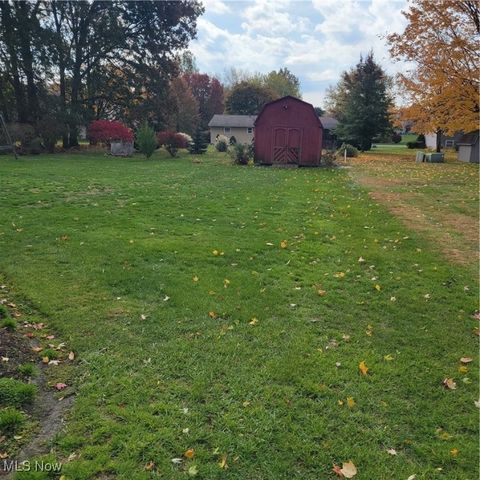 3648 Mulberry Street NW, Uniontown, OH 44685