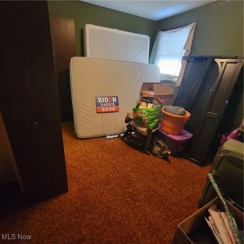 3648 Mulberry Street NW, Uniontown, OH 44685