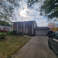 3648 Mulberry Street NW, Uniontown, OH 44685