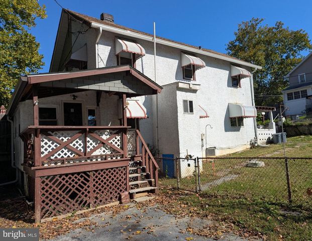 4 HILLTOP RD, Media, PA 19063