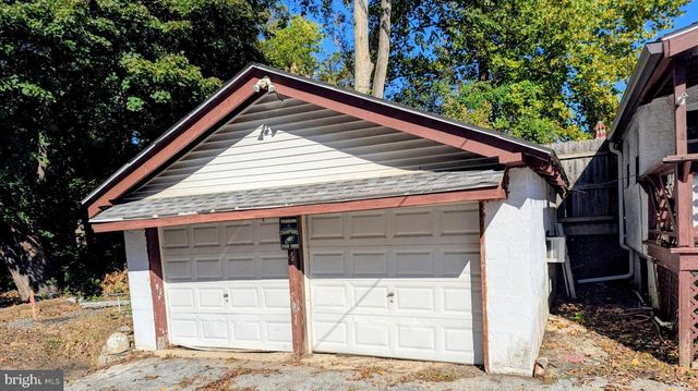 4 HILLTOP RD, Media, PA 19063