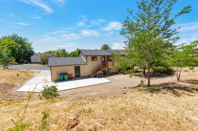 4336 W CEDAR HILLS DR, Cedar Hills, UT 84062