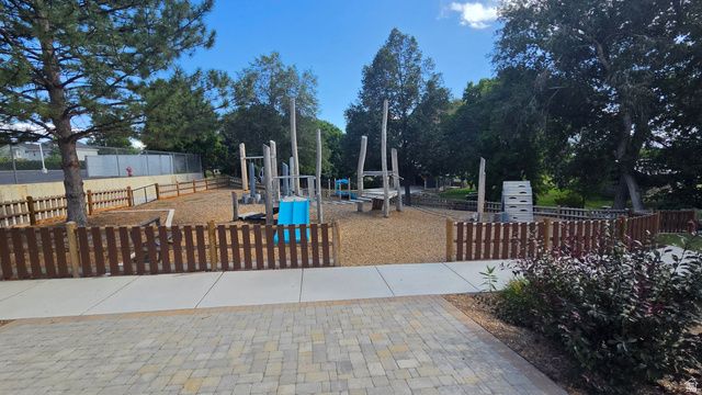 4336 W CEDAR HILLS DR, Cedar Hills, UT 84062