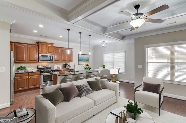 2275 W Village Lane SE, Smyrna, GA 30080