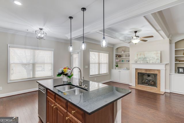 2275 W Village Lane SE, Smyrna, GA 30080