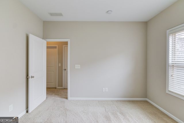 2275 W Village Lane SE, Smyrna, GA 30080