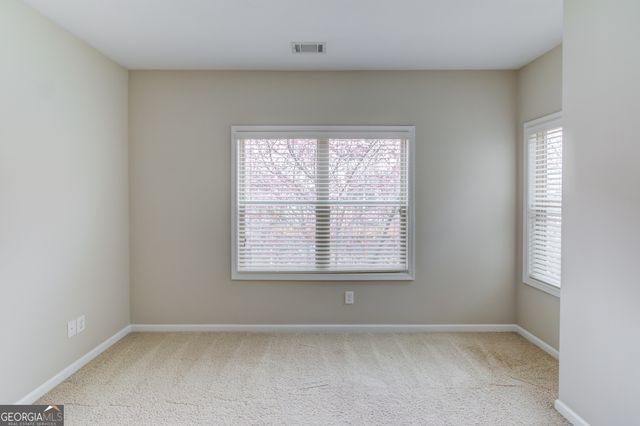 2275 W Village Lane SE, Smyrna, GA 30080