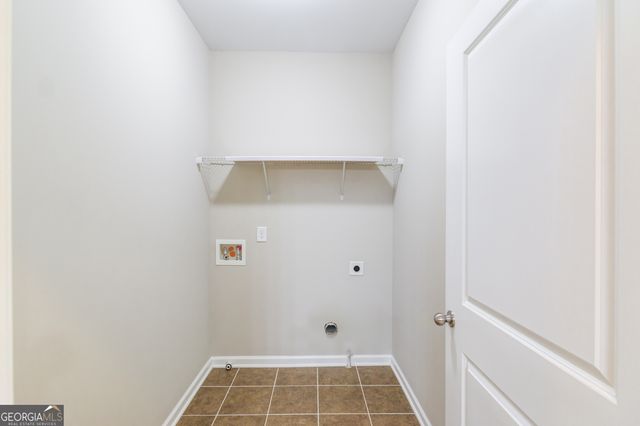 2275 W Village Lane SE, Smyrna, GA 30080
