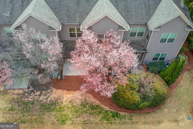 2275 W Village Lane SE, Smyrna, GA 30080
