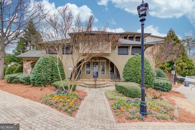2275 W Village Lane SE, Smyrna, GA 30080