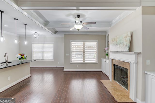 2275 W Village Lane SE, Smyrna, GA 30080